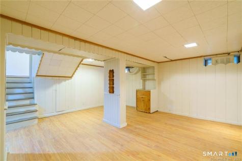 33 Sky View Drive West Hartford CT 06117