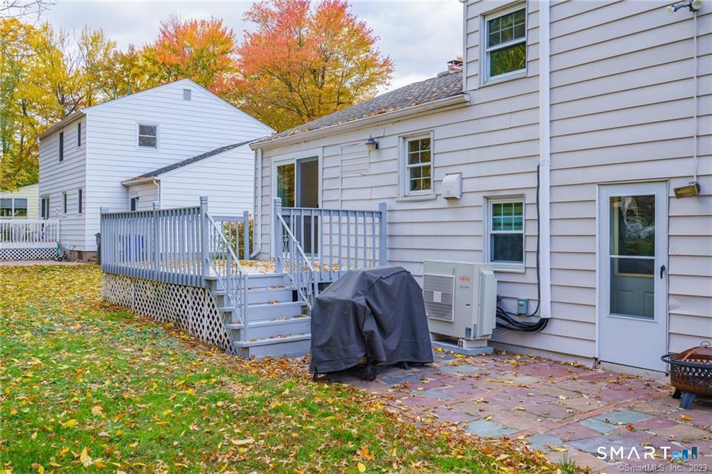 33 Sky View Drive West Hartford CT 06117