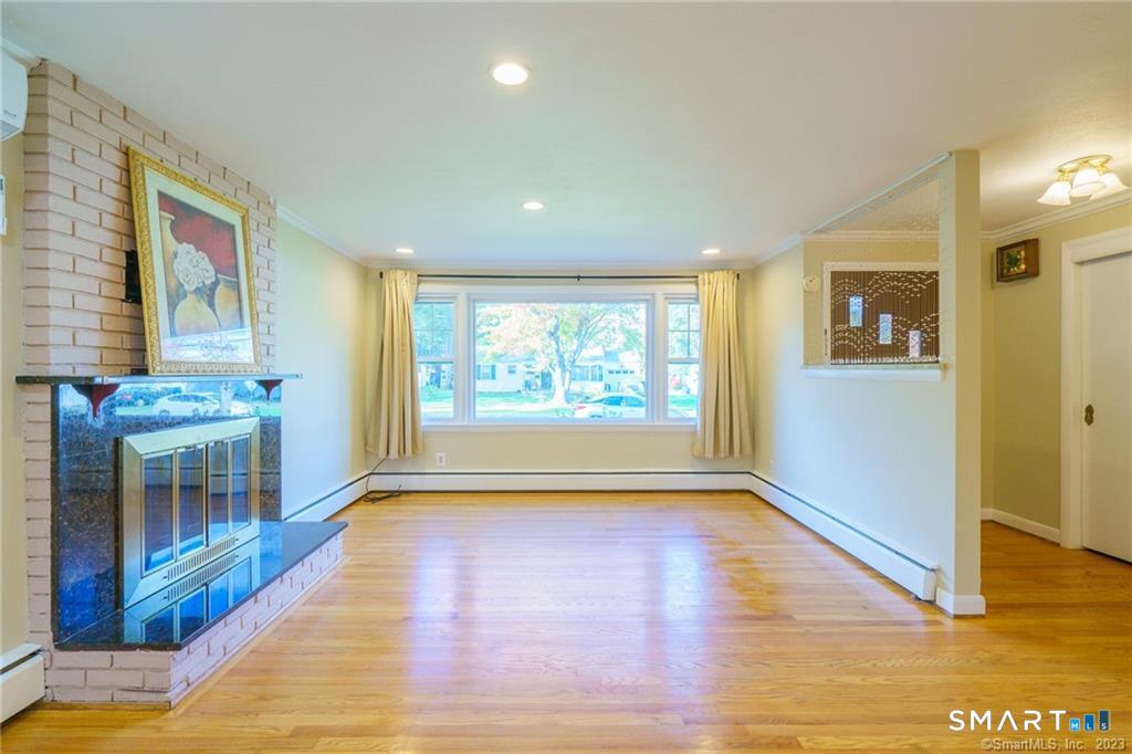33 Sky View Drive West Hartford CT 06117