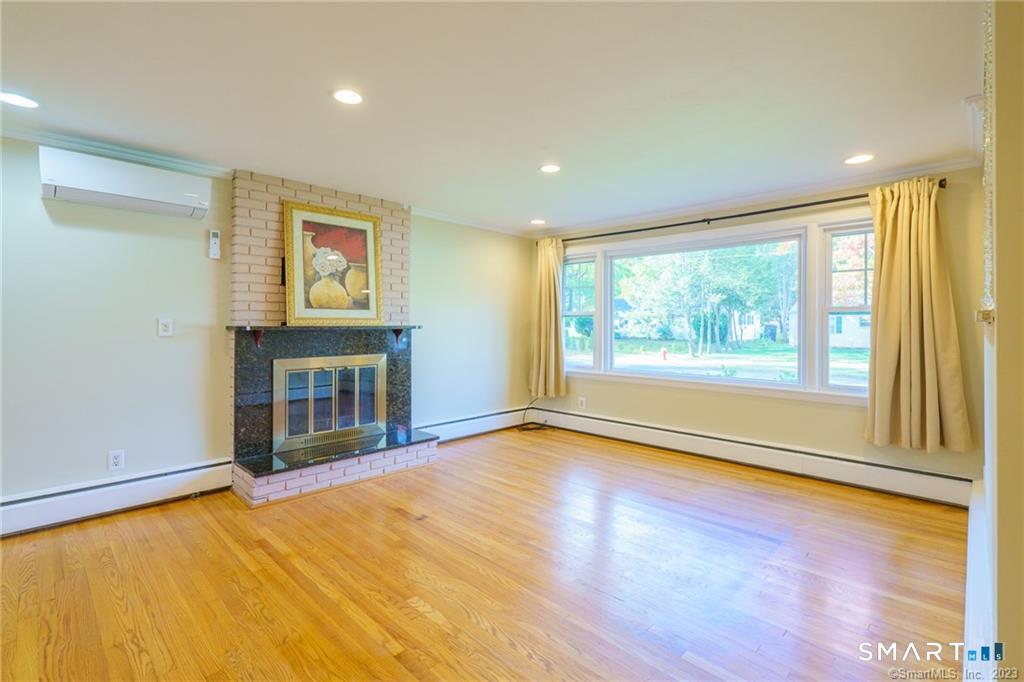 33 Sky View Drive West Hartford CT 06117