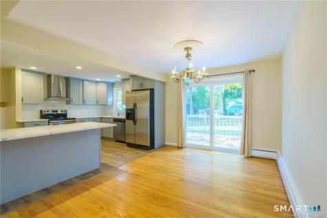 33 Sky View Drive West Hartford CT 06117