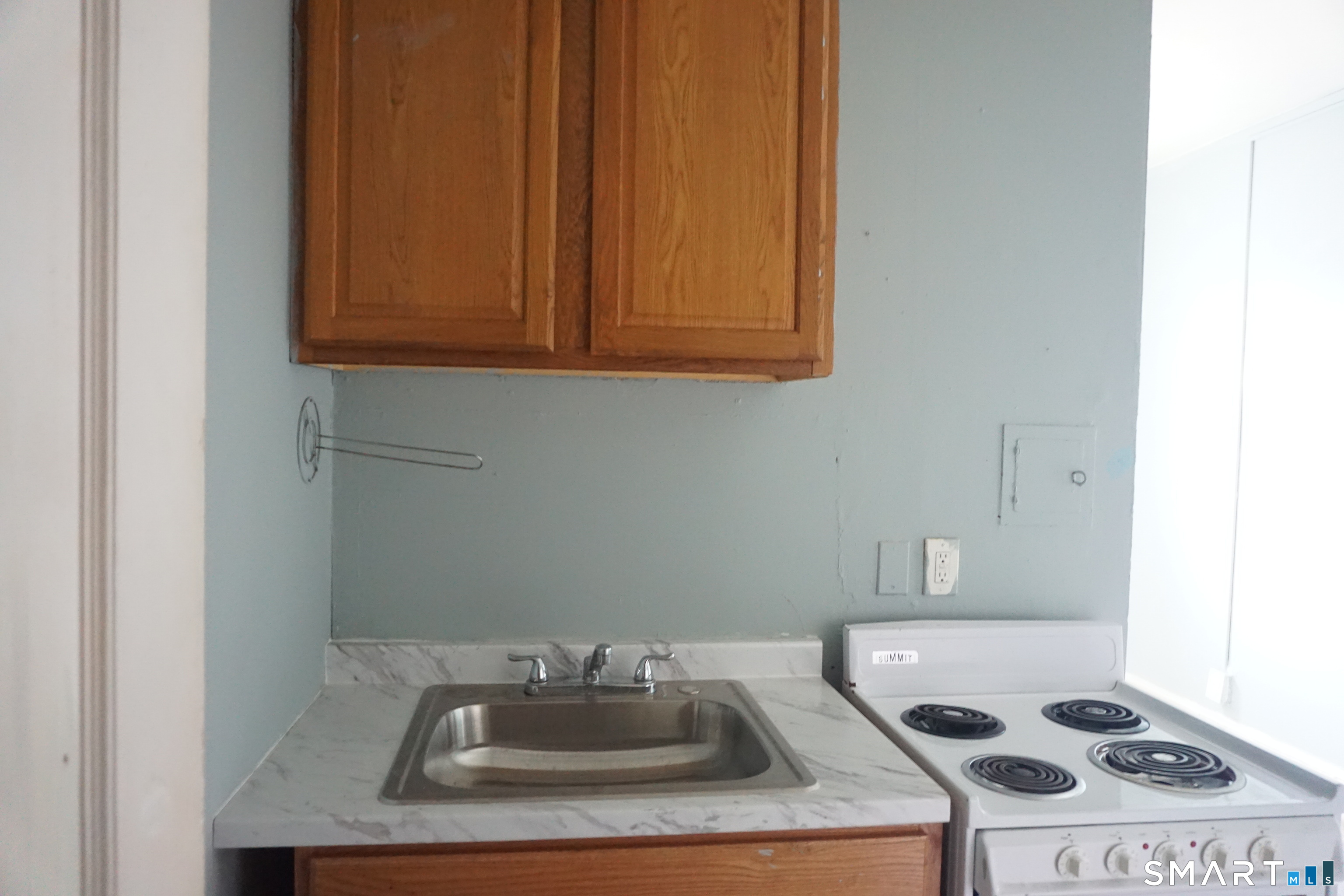 472 Prospect Avenue Hartford CT 06105