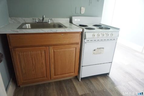 472 Prospect Avenue Hartford CT 06105