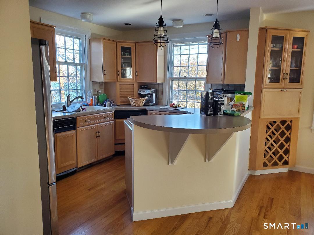 19 Grand Avenue New Haven CT 06513