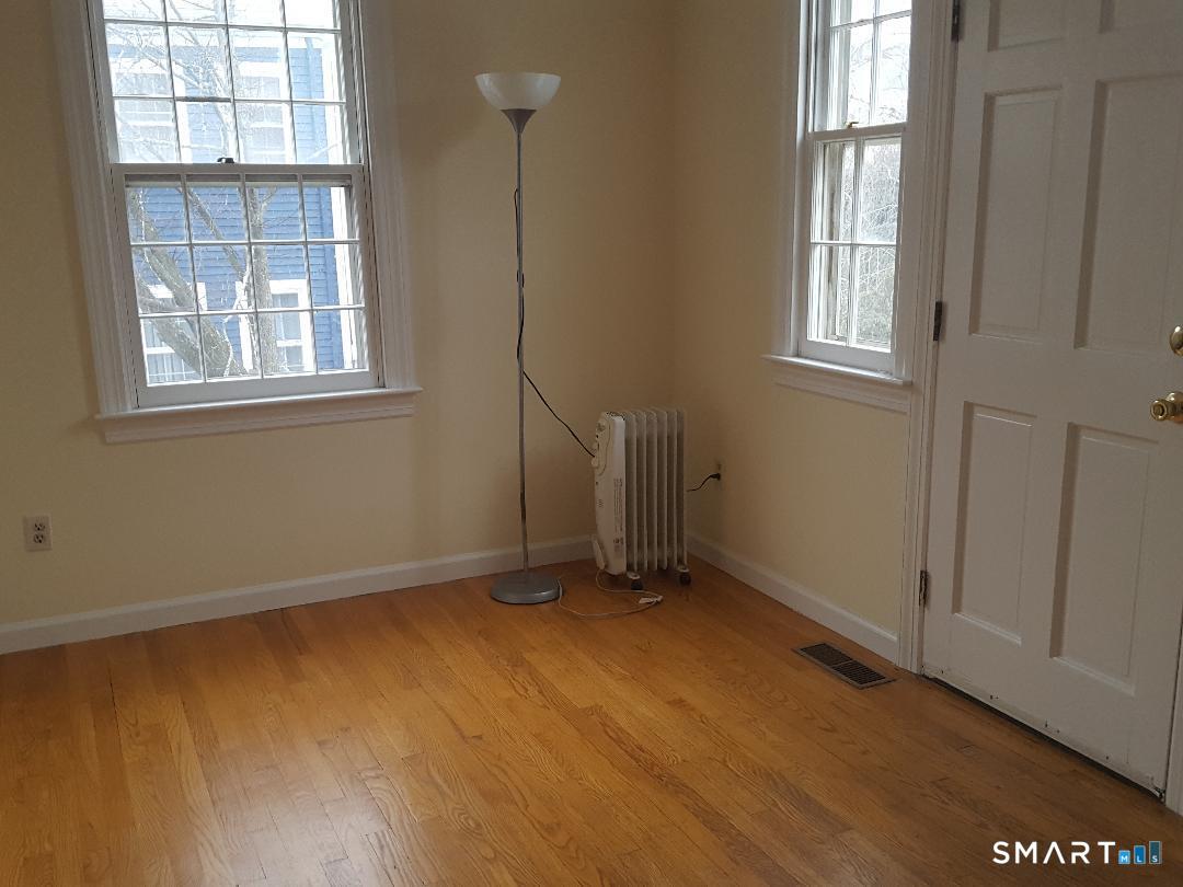 19 Grand Avenue New Haven CT 06513