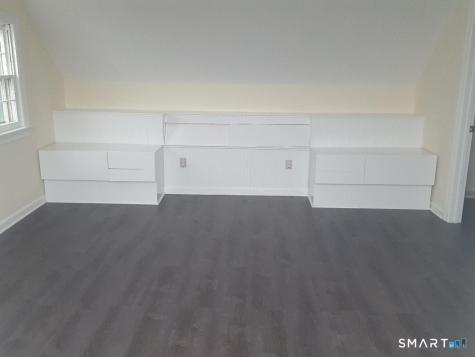 19 Grand Avenue New Haven CT 06513