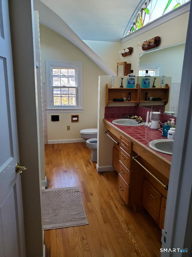 19 Grand Avenue New Haven CT 06513