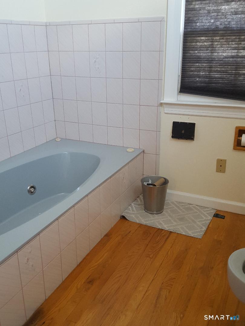 19 Grand Avenue New Haven CT 06513