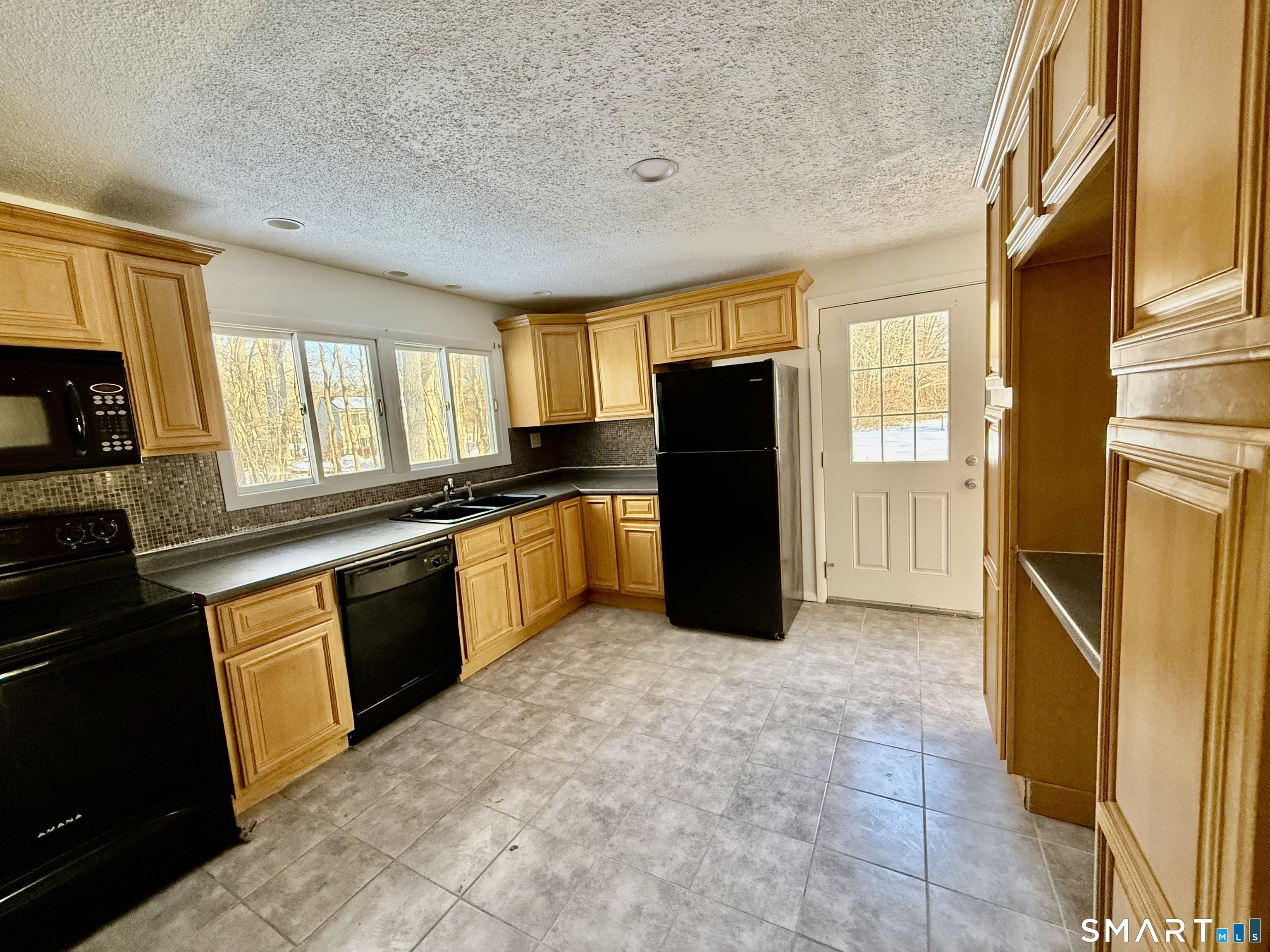 79 Elmwood Heights Colchester CT 06415