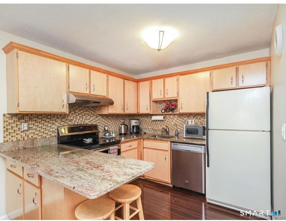 2320 Harbor View Drive Rocky Hill CT 06067