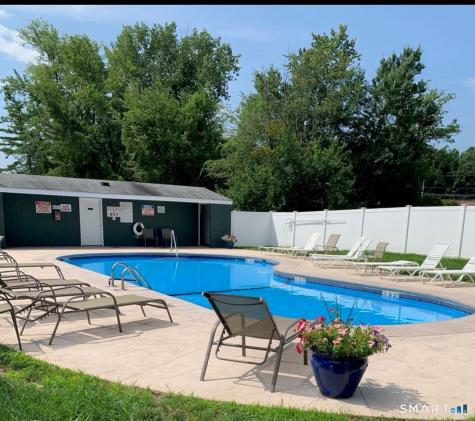 2320 Harbor View Drive Rocky Hill CT 06067
