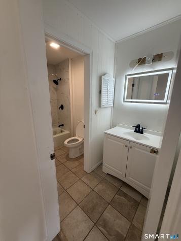 14 Averill Place Branford CT 06405