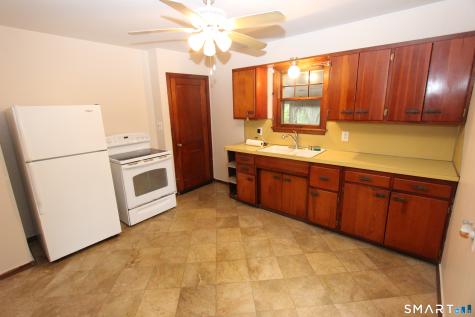 22 Brook Street Seymour CT 06483