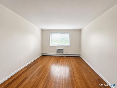 1168 Main Street Stratford CT 06615