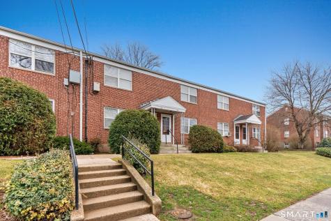 52 Arnold Way West Hartford CT 06119
