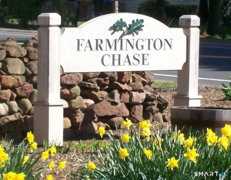 95 Farmington Chase Crescent Farmington CT 06032