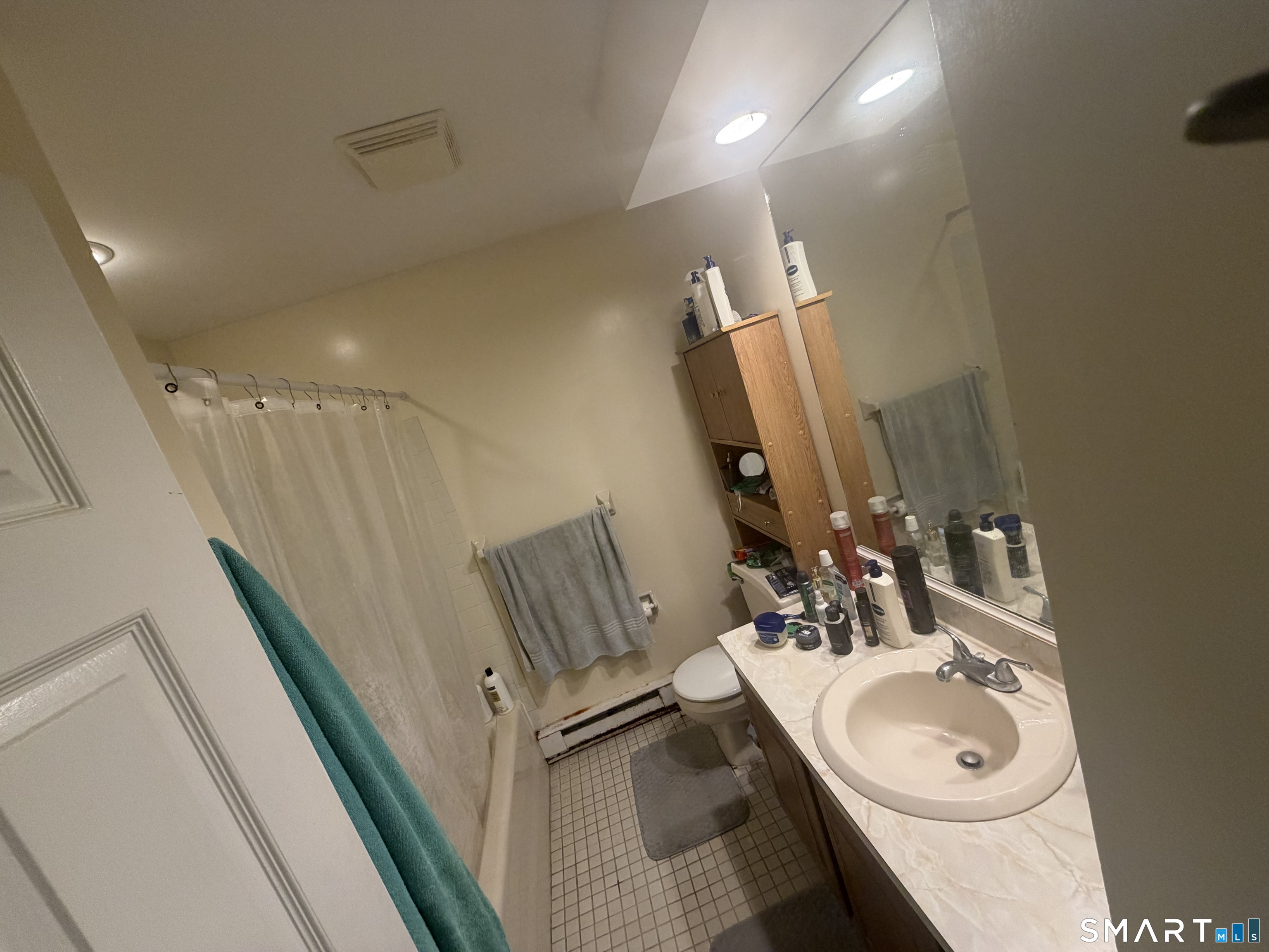 2-A Jeanette Road Danbury CT 06811
