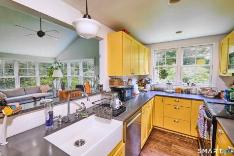 17 Old Mill Road Weston CT 06883