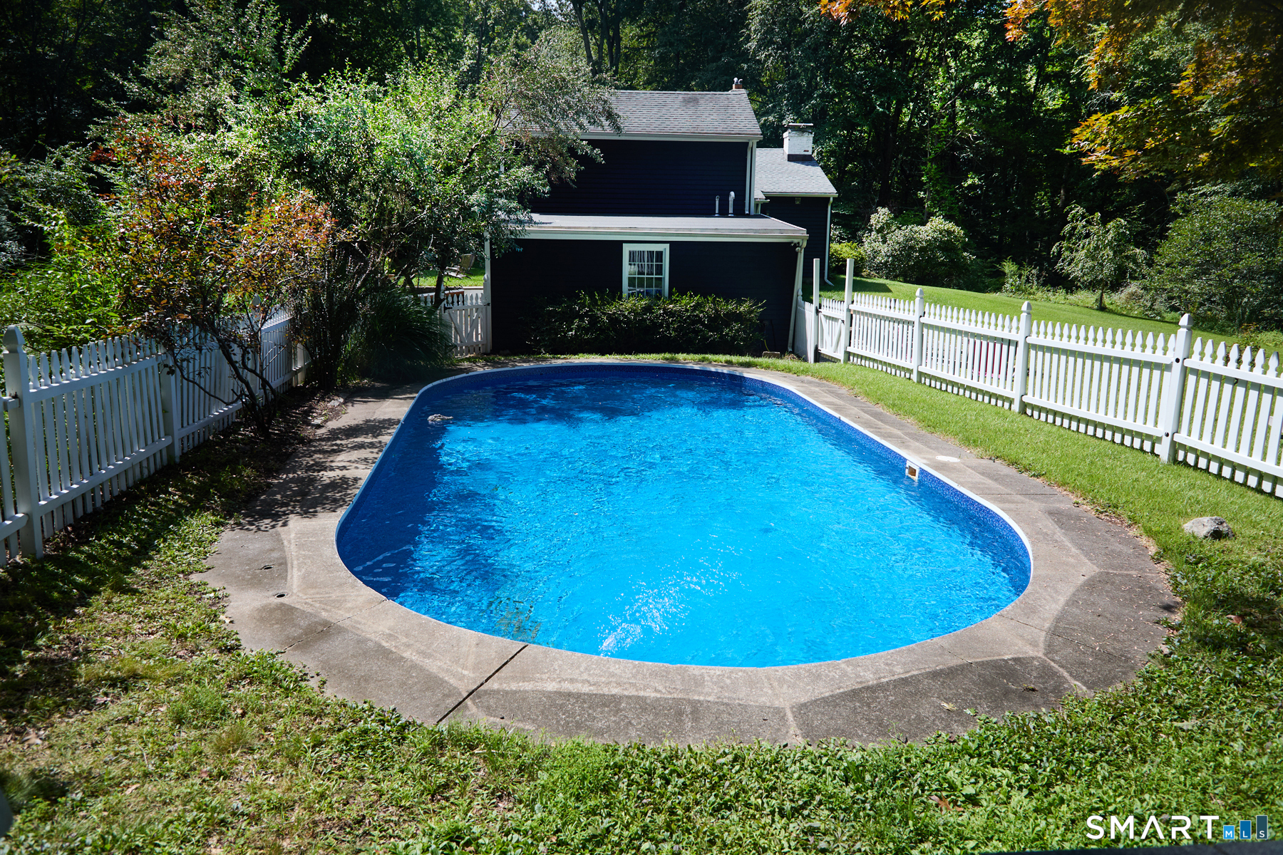 17 Old Mill Road Weston CT 06883