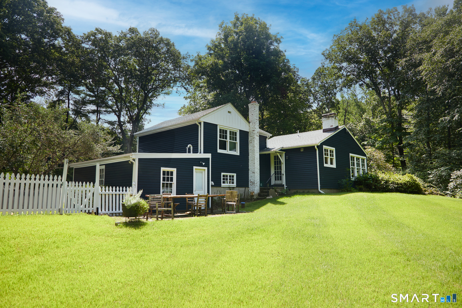 17 Old Mill Road Weston CT 06883