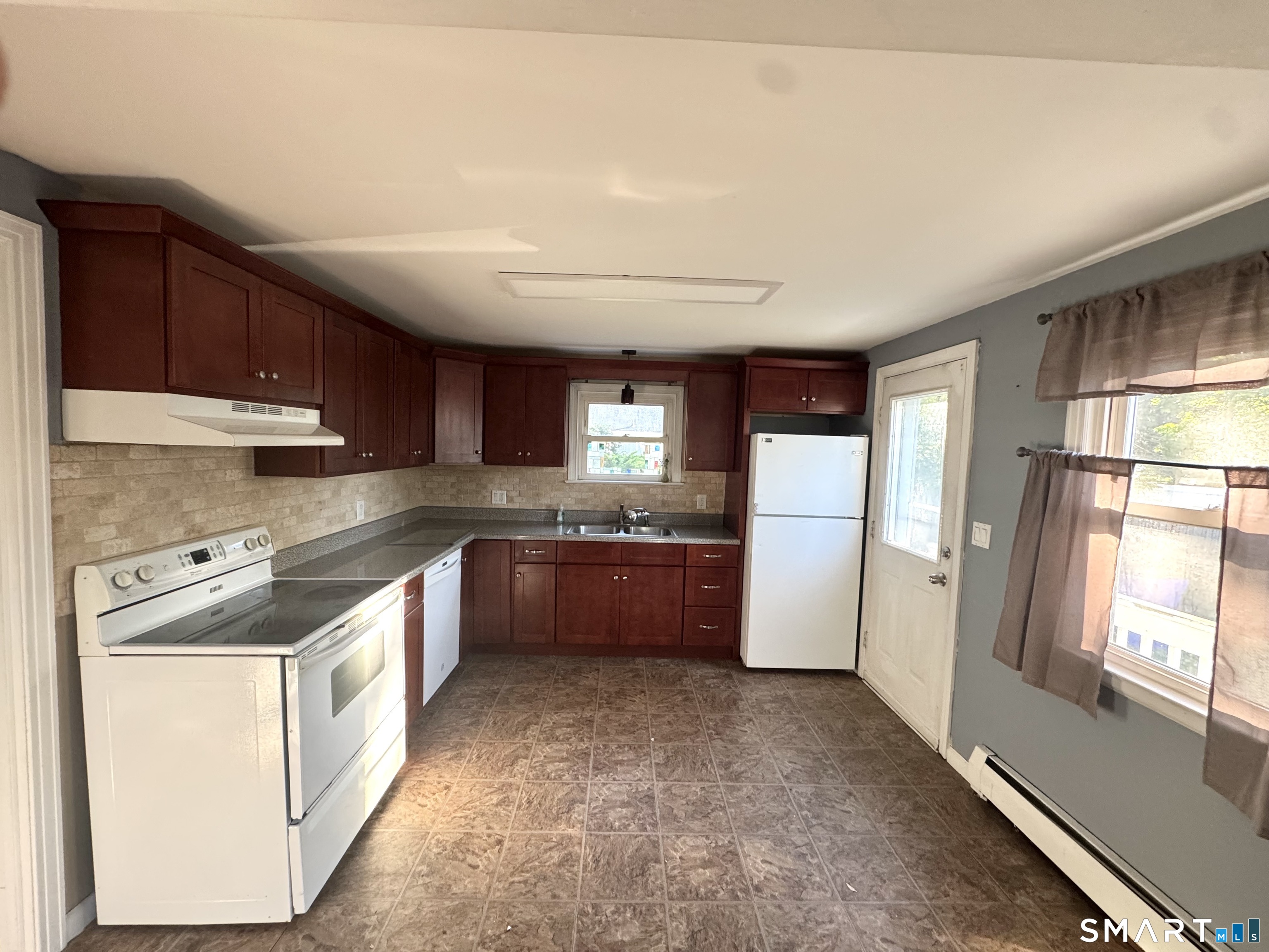 482 Ash Drive Windsor Locks CT 06096