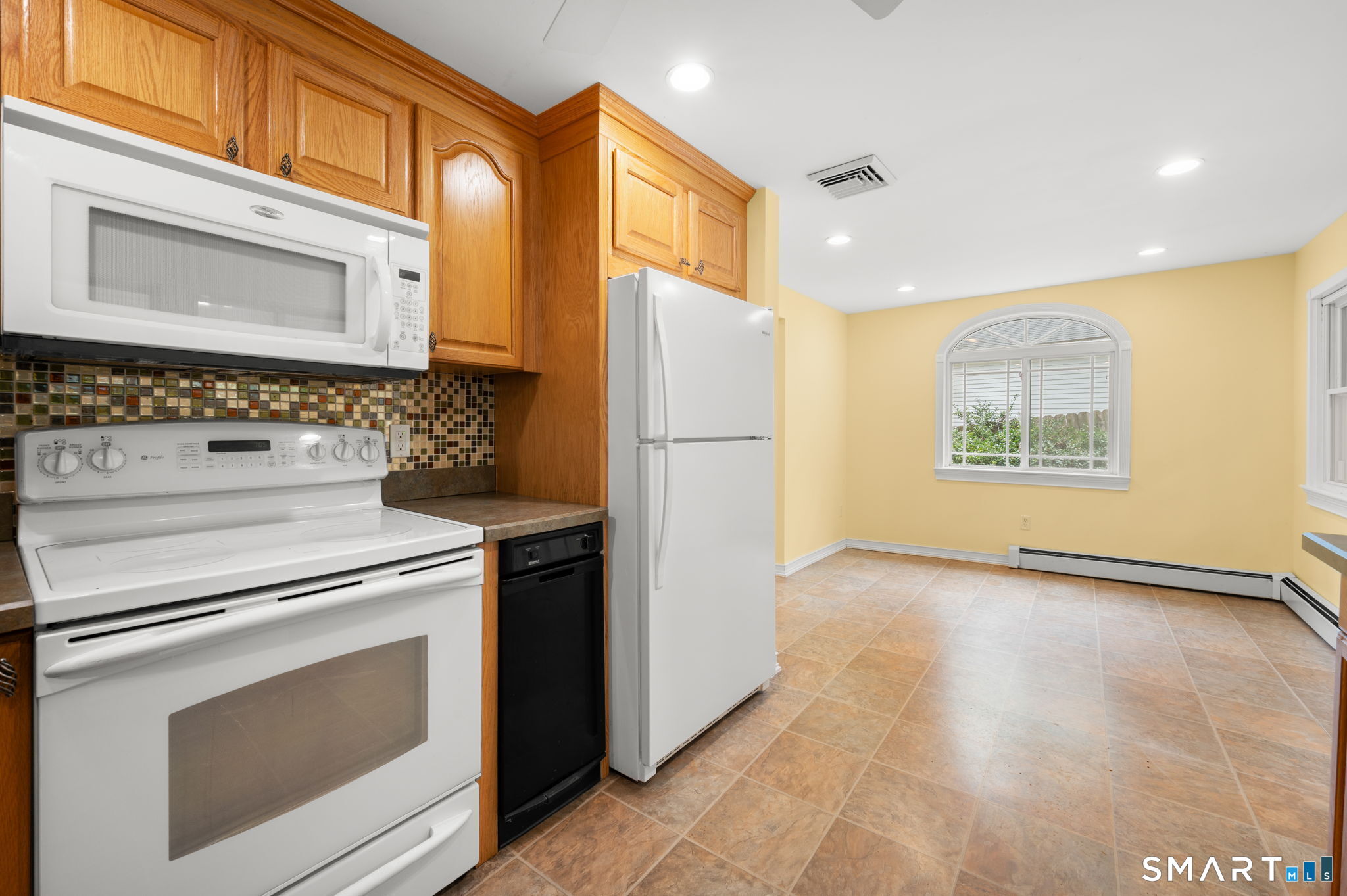 87-B Cottage Road Montville CT 06370