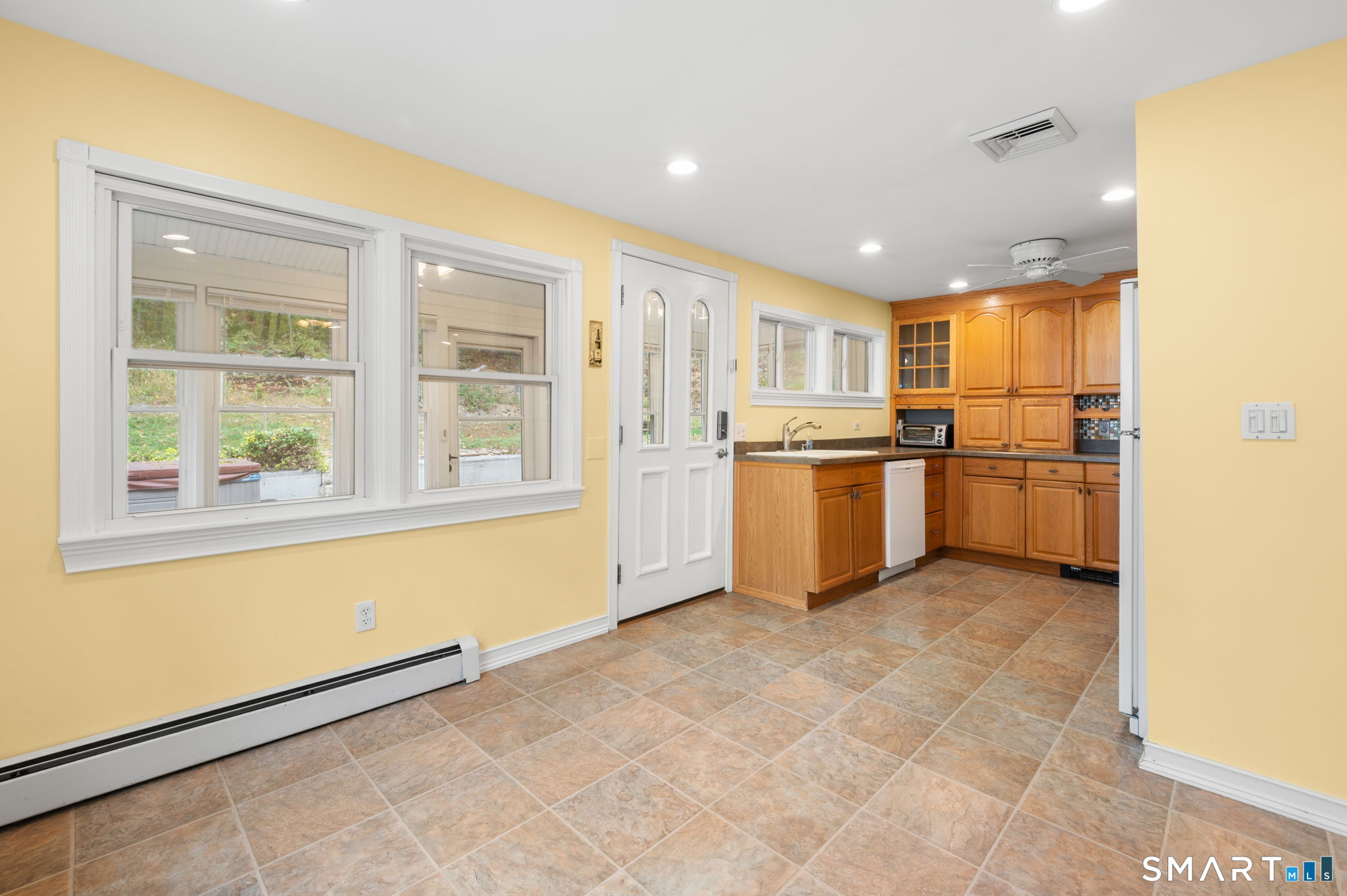 87-B Cottage Road Montville CT 06370