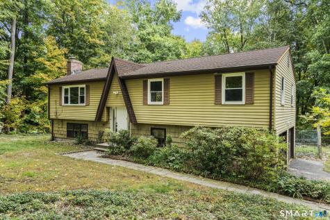 32 Woodhaven Drive Burlington CT 06013