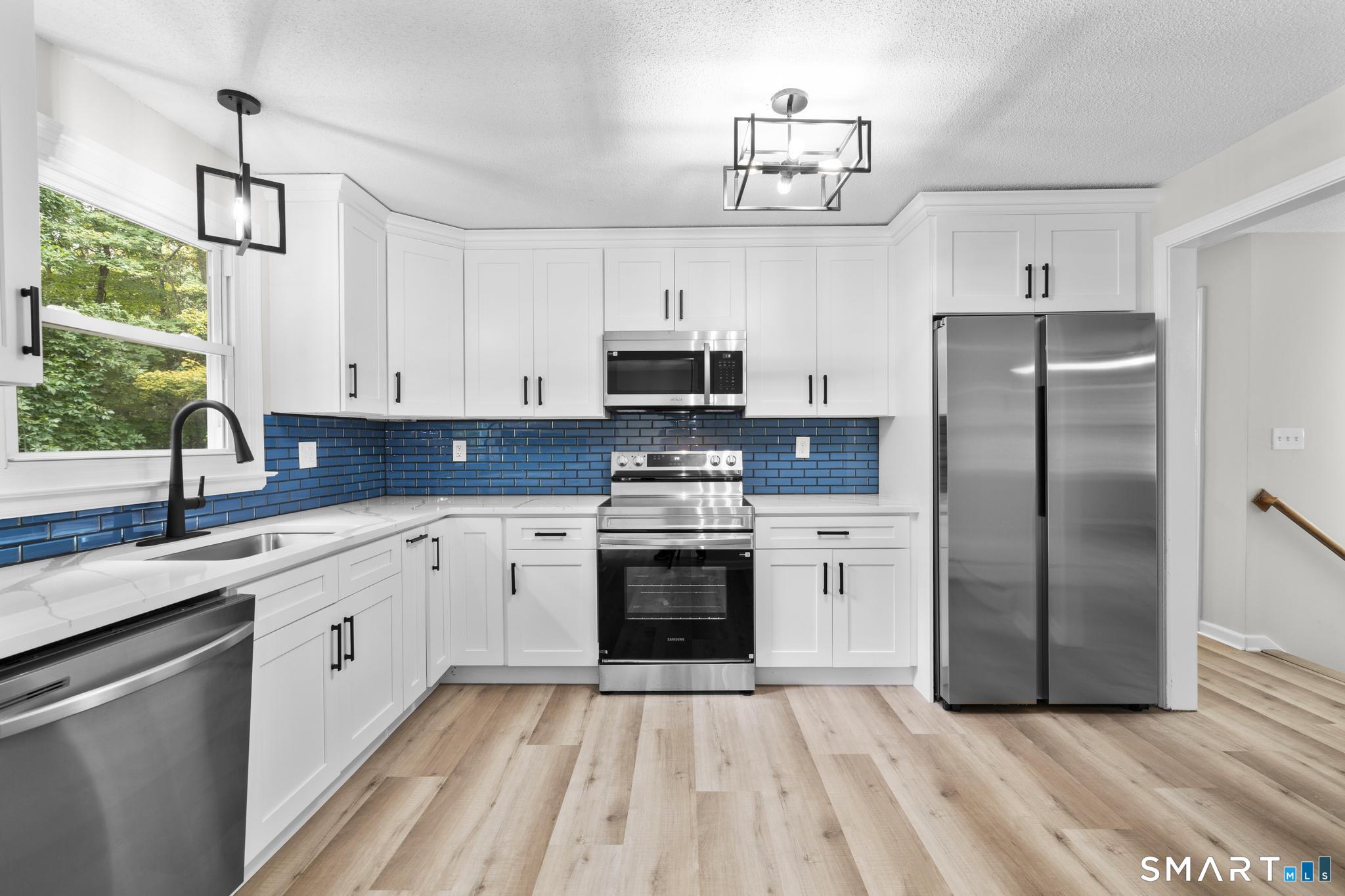 32 Woodhaven Drive Burlington CT 06013
