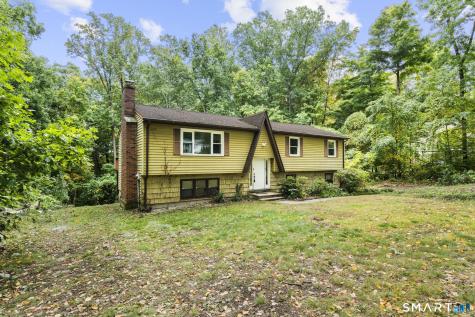 32 Woodhaven Drive Burlington CT 06013