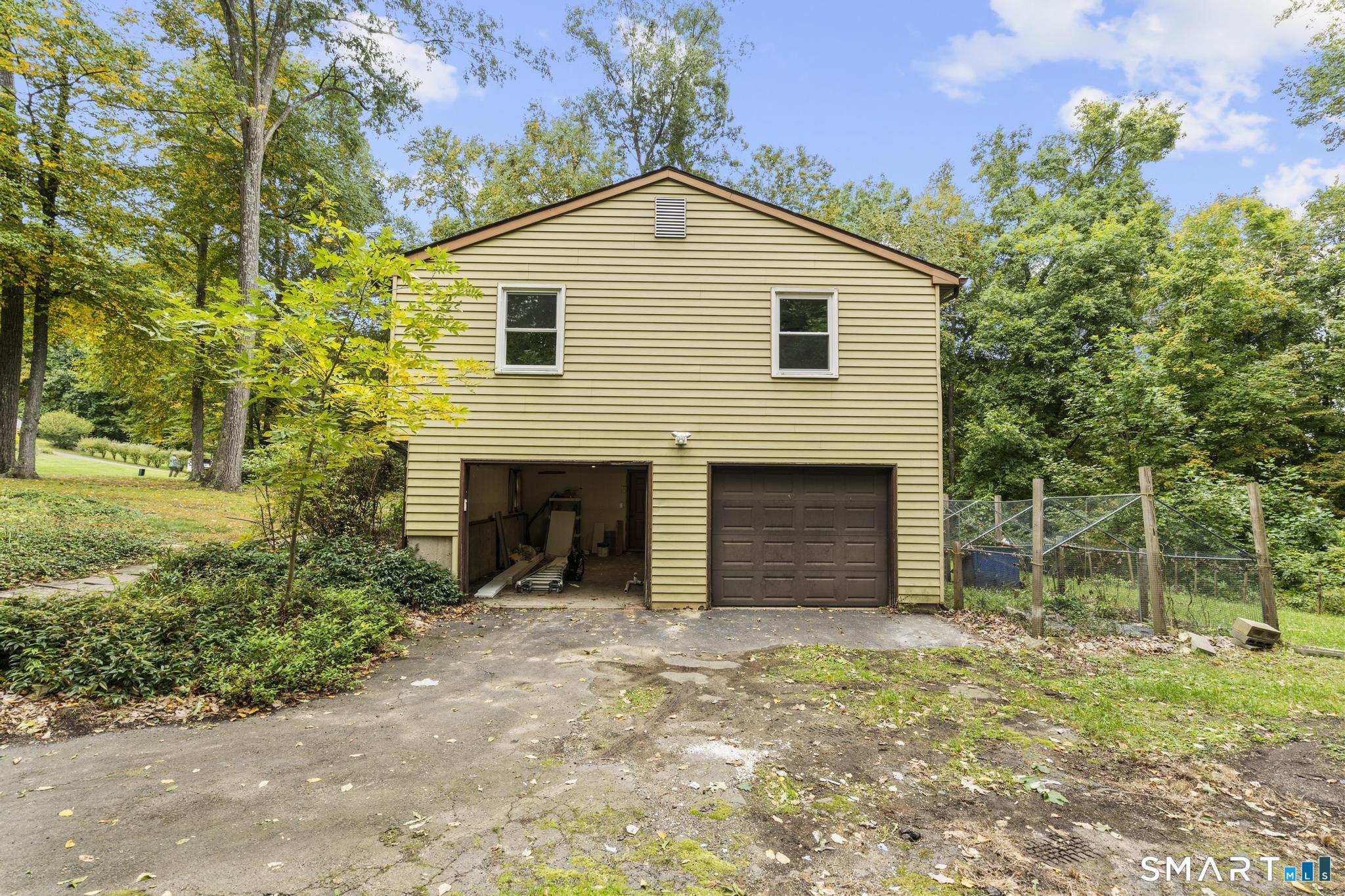 32 Woodhaven Drive Burlington CT 06013