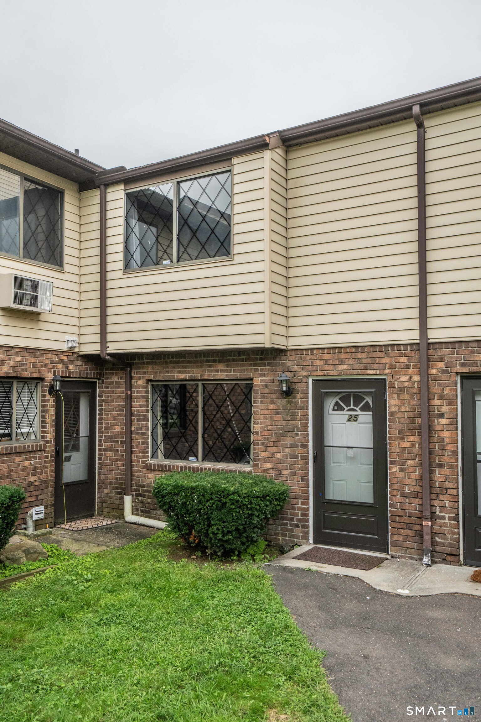 7 Mark Lane Waterbury CT 06074