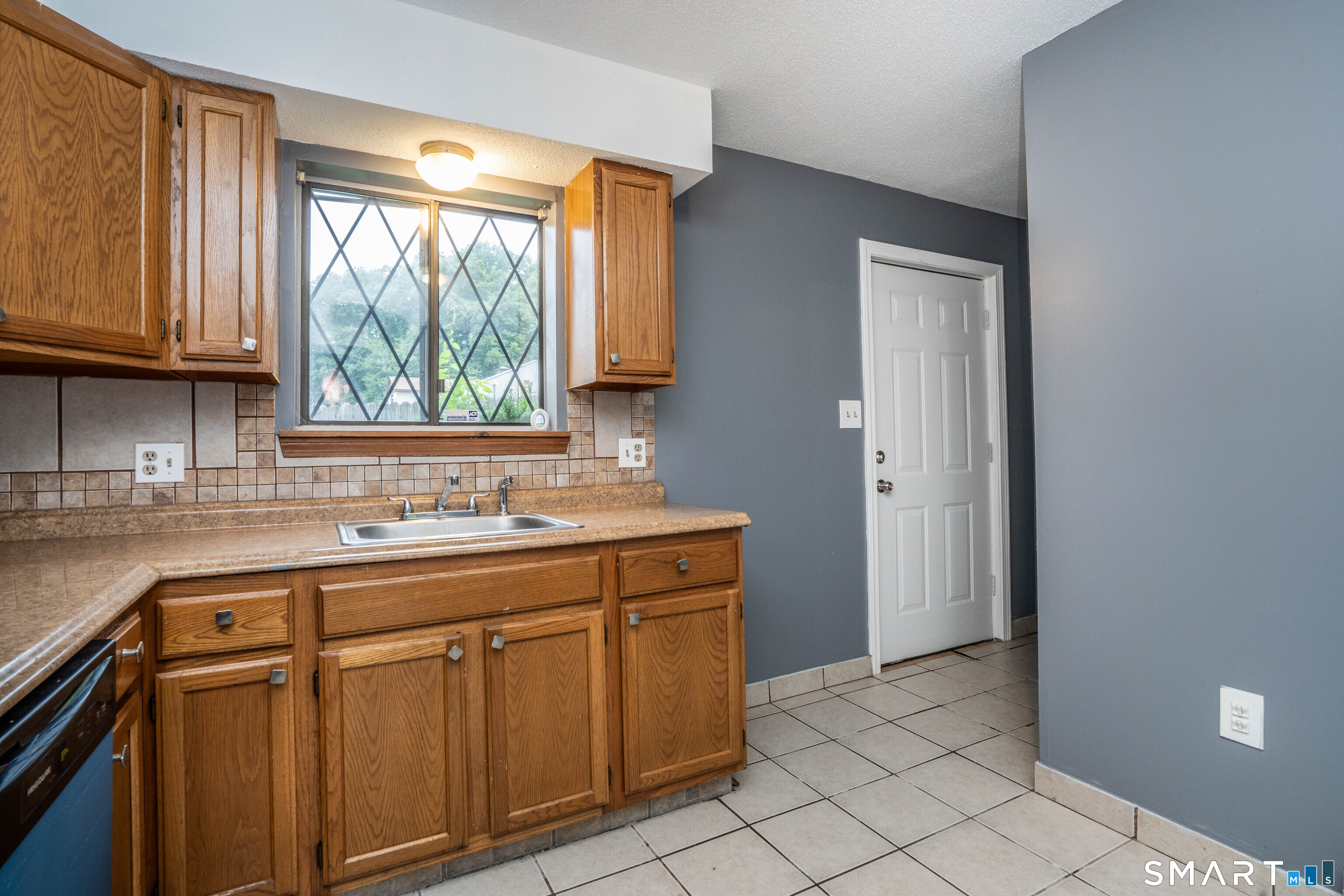 7 Mark Lane Waterbury CT 06074
