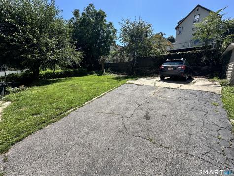 30 Jefferson Avenue New London CT 06320