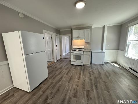 30 Jefferson Avenue New London CT 06320