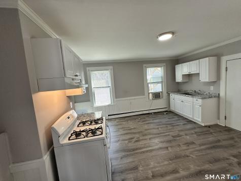 30 Jefferson Avenue New London CT 06320
