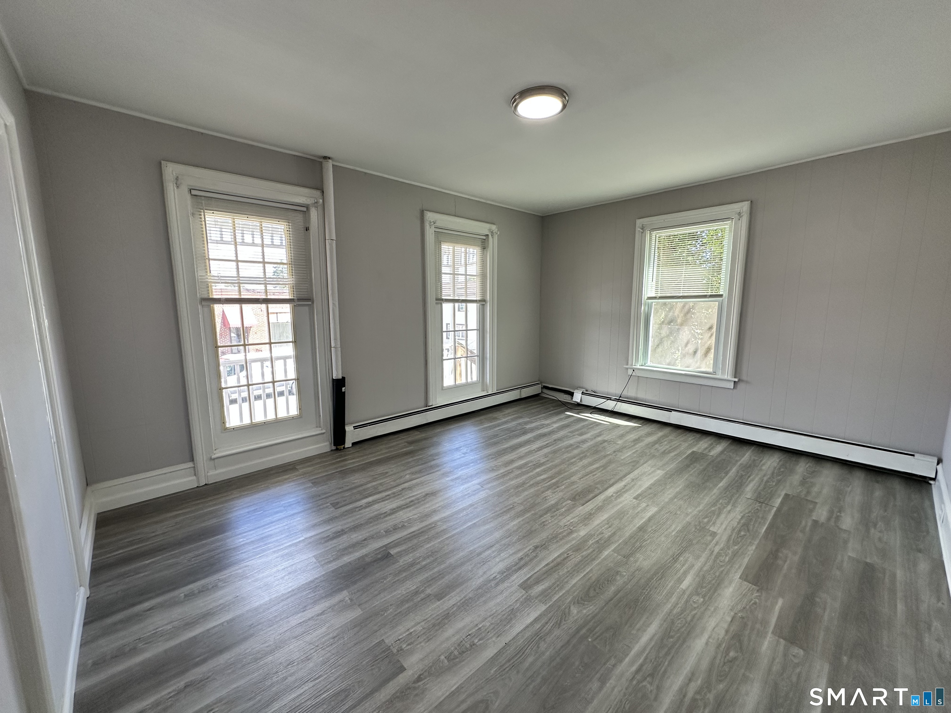 30 Jefferson Avenue New London CT 06320