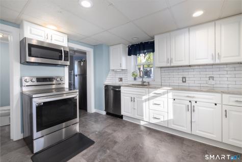 182 North Elm Street Manchester CT 06042