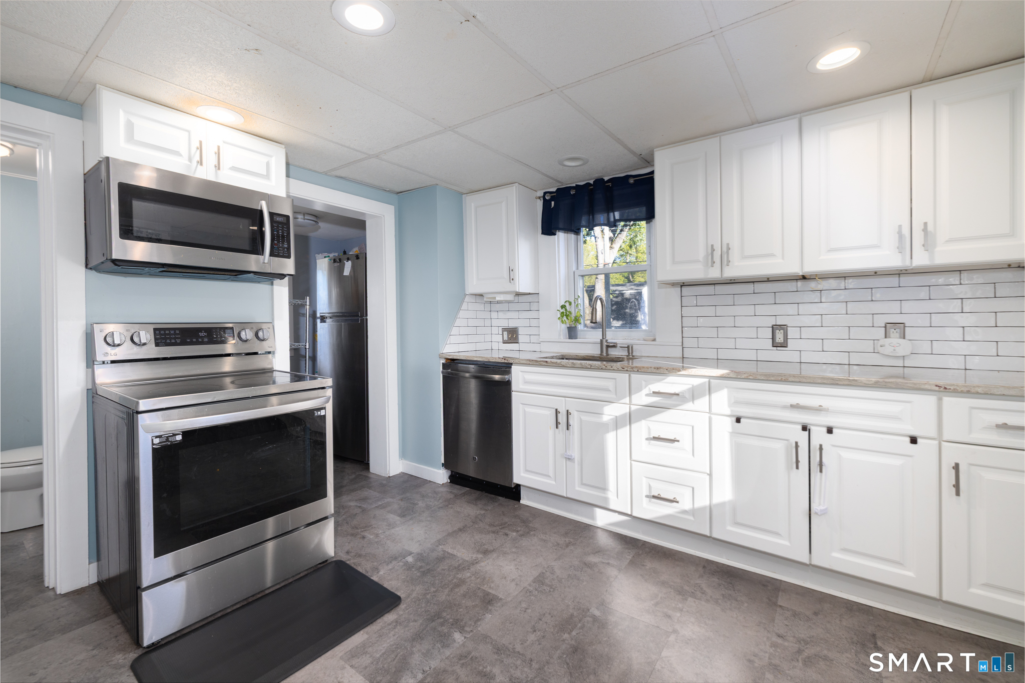 182 North Elm Street Manchester CT 06042