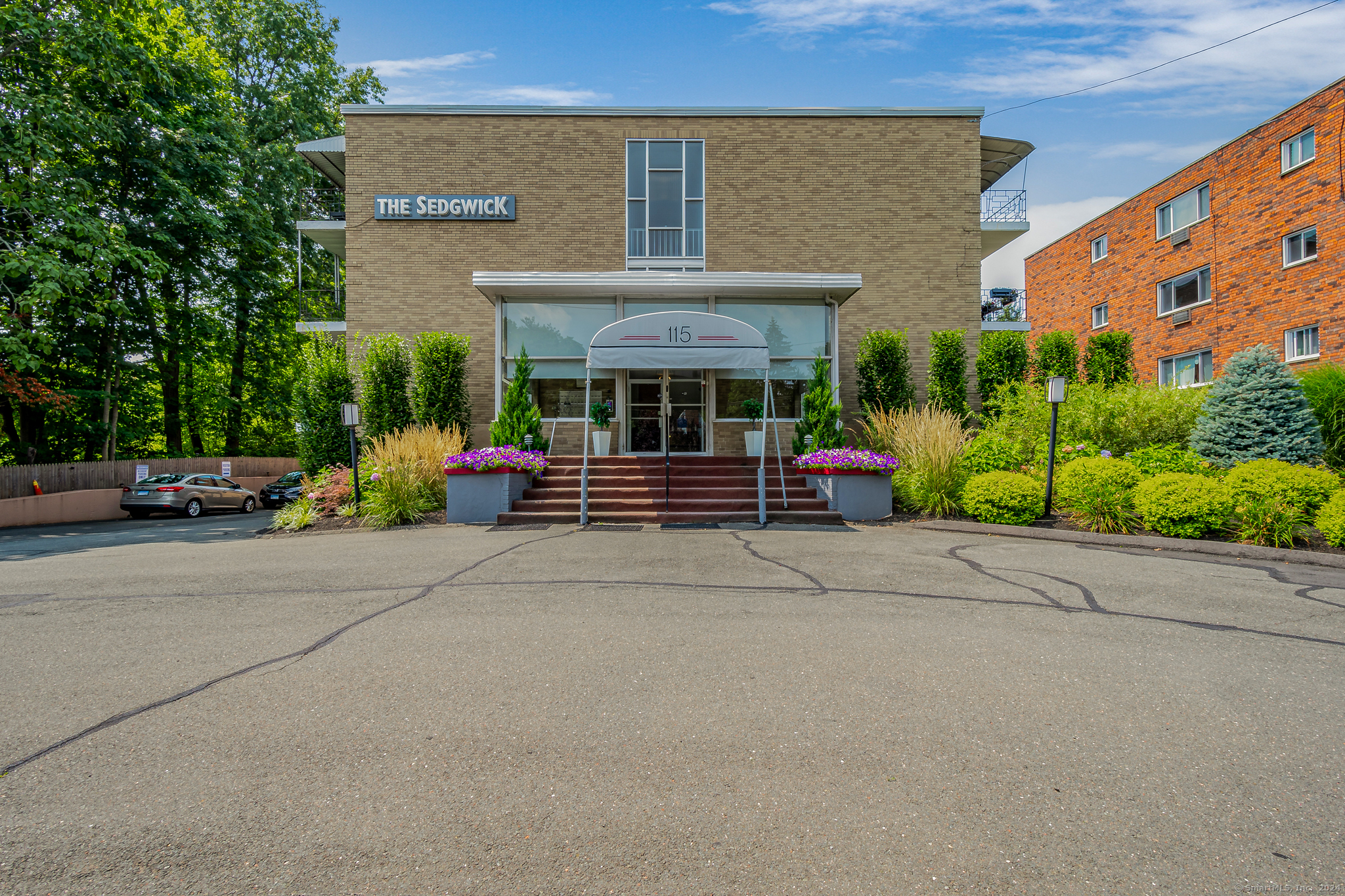 115 South Main Street West Hartford CT 06107