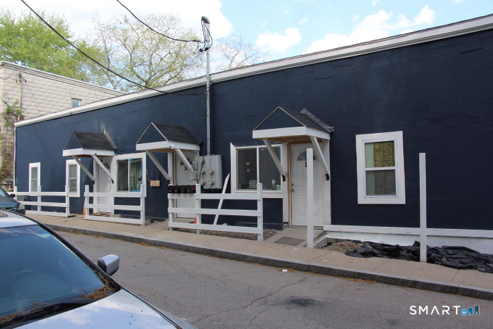33 Lake Street Norwich CT 06360
