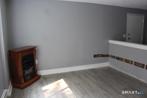 33 Lake Street Norwich CT 06360