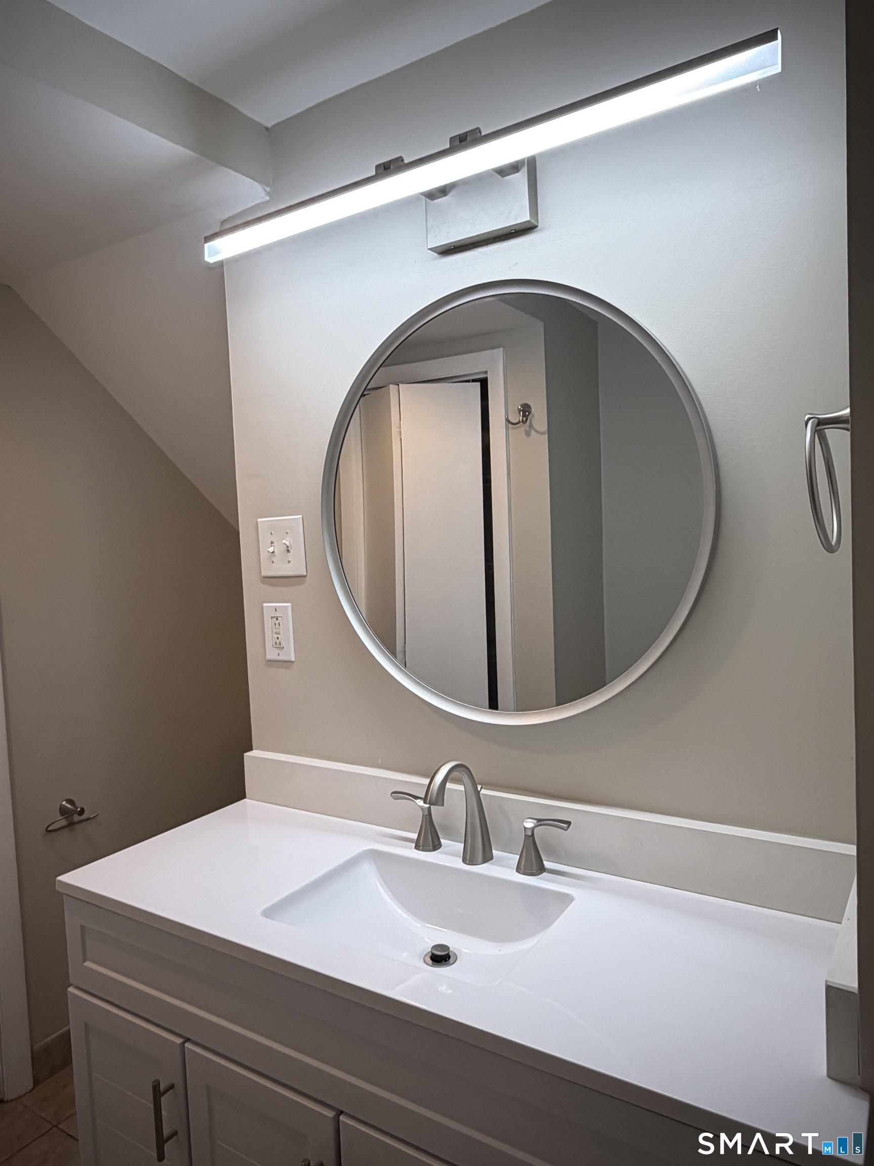52 Millstone West Road Waterford CT 06385