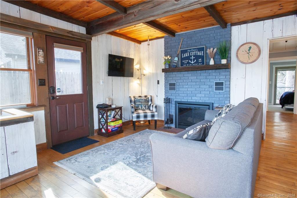 22 Lakeside Drive Granby CT 06035