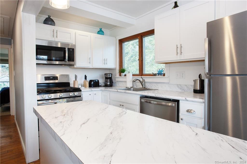 22 Lakeside Drive Granby CT 06035