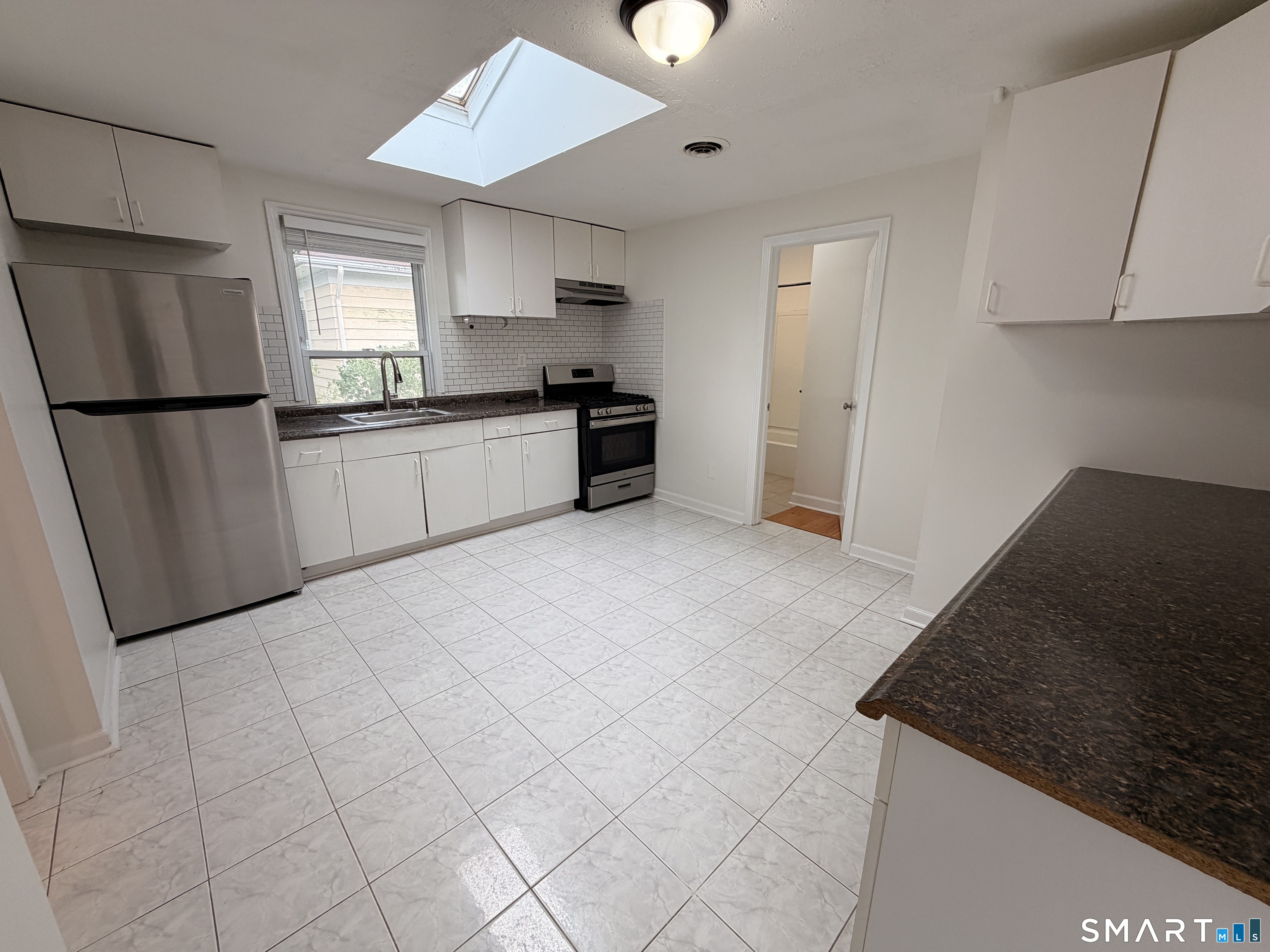 154 Hemingway Avenue East Haven CT 06512
