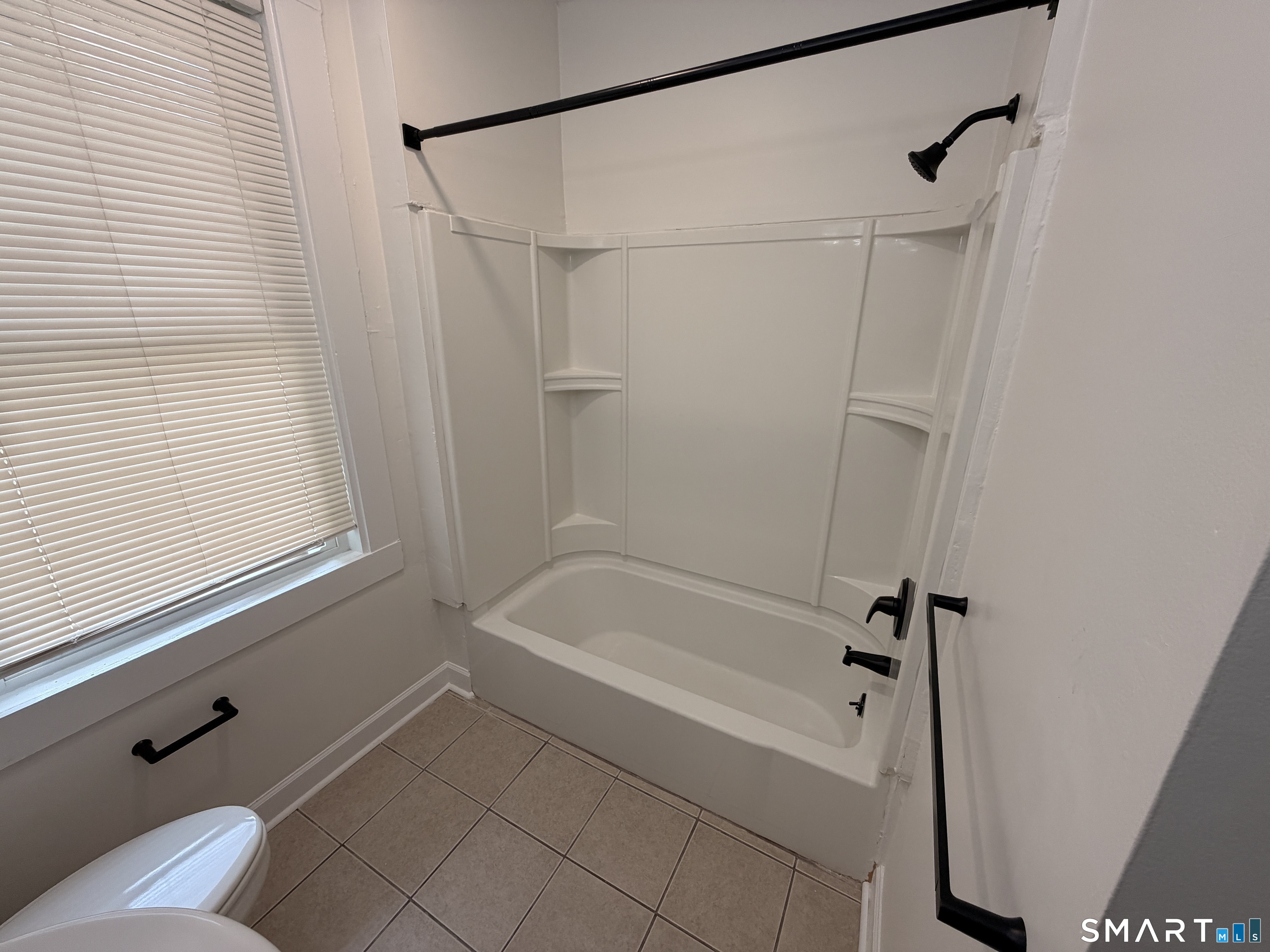 154 Hemingway Avenue East Haven CT 06512