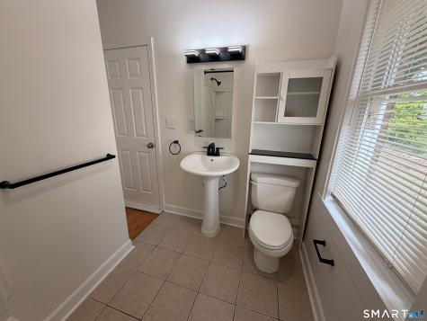 154 Hemingway Avenue East Haven CT 06512