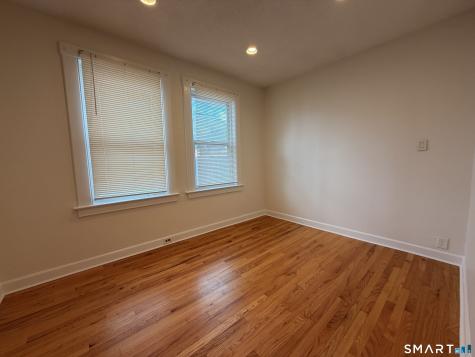 154 Hemingway Avenue East Haven CT 06512