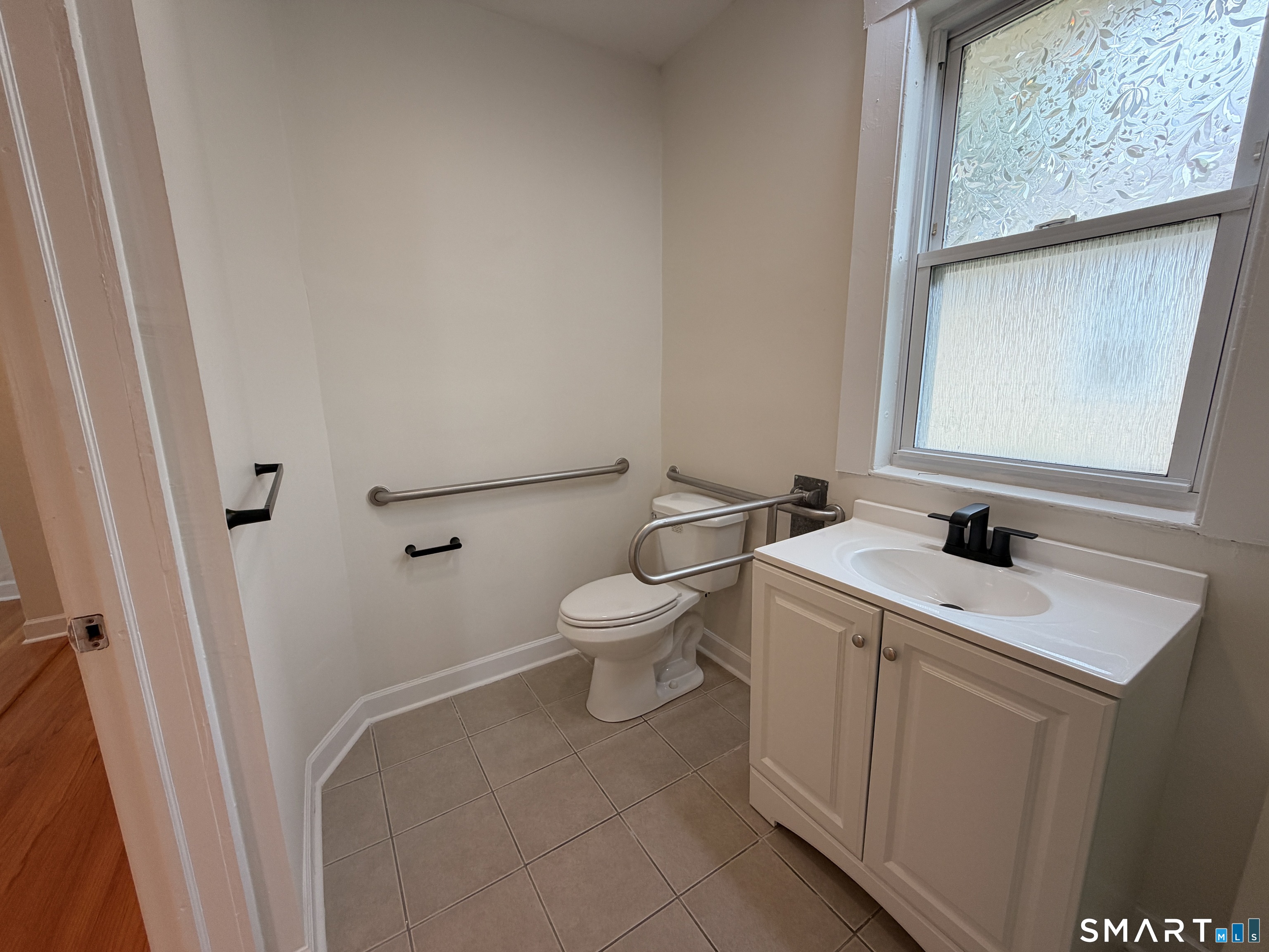 154 Hemingway Avenue East Haven CT 06512